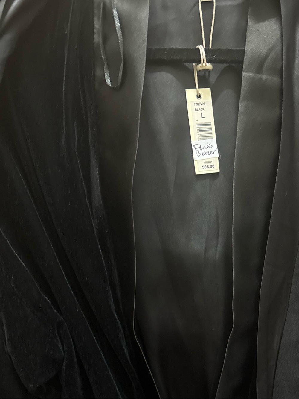 Max Studio Black Velvet Short Robe/Smokers Jacket with Satin Trim - Picture 3 of 3